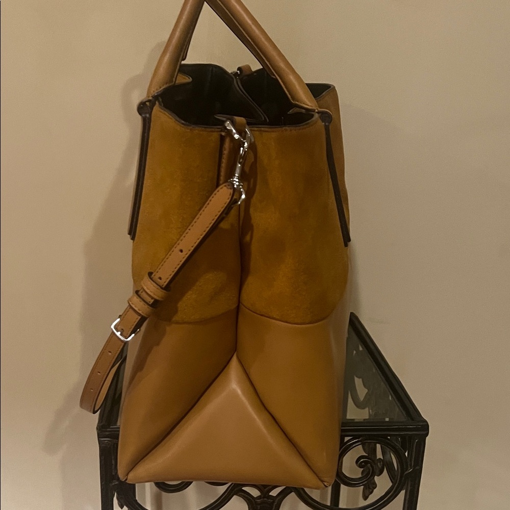 Coach Two-Tone Tan & Camel Suede Leather Tote - Picture 2 of 7